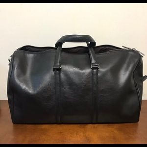 Matt & Nat Vegan Black Leather Duffle Bag